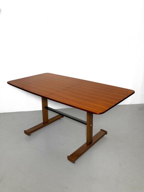 Mid-century dining table by Gianfranco Frattini _ T027